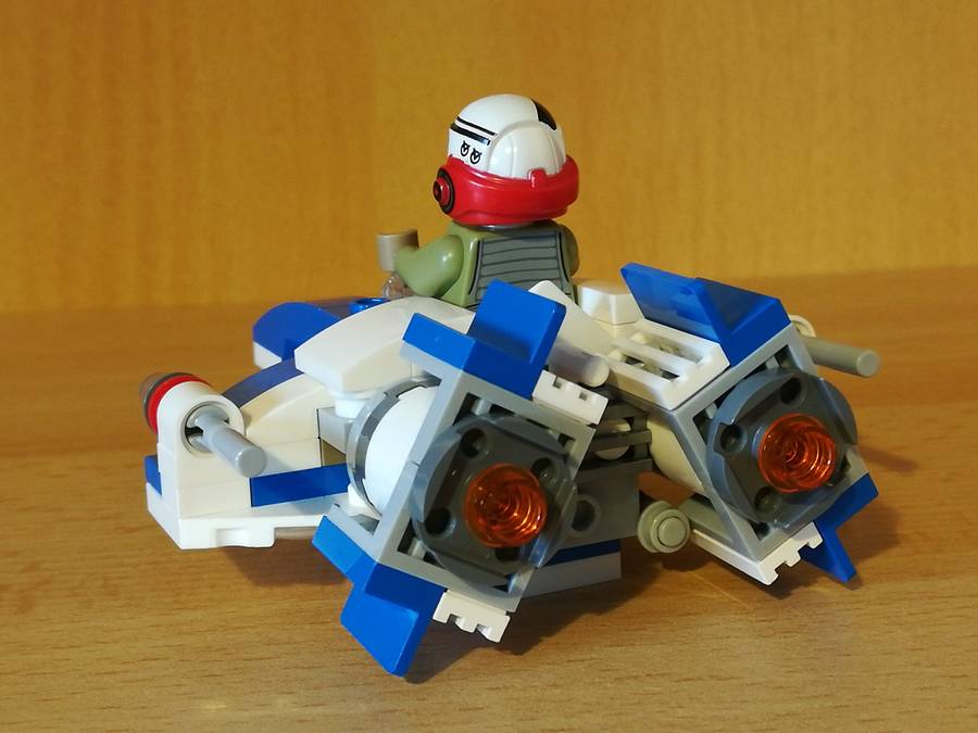 A-Wing vs. TIE Silencer Microfighters