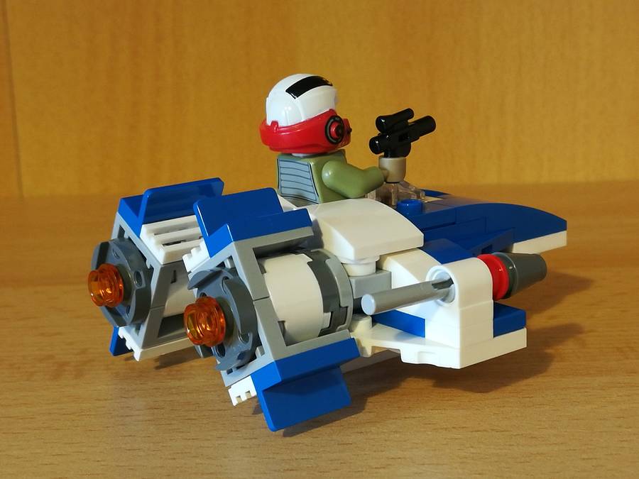 A-Wing vs. TIE Silencer Microfighters