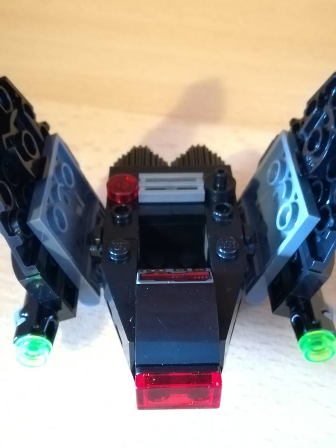 Kylo Ren's Shuttle Microfighter