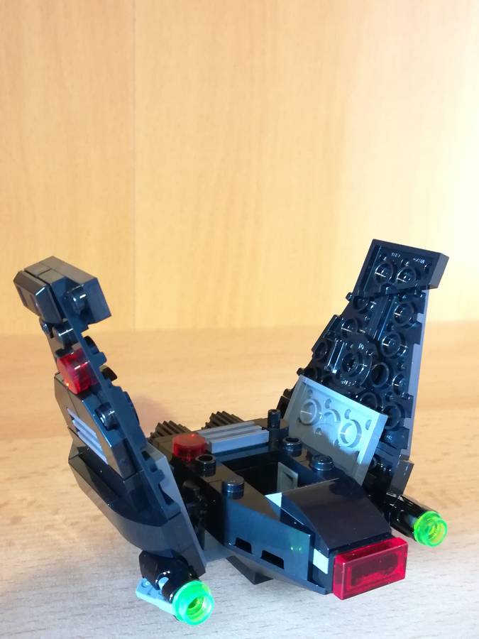 Kylo Ren's Shuttle Microfighter
