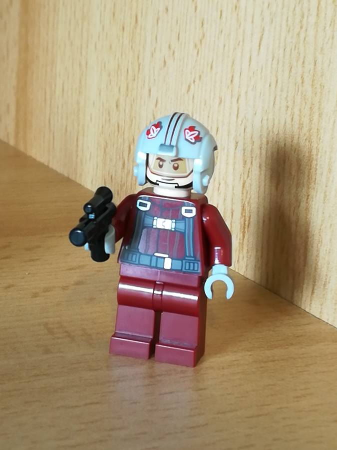 T-16 Skyhopper vs Bantha Microfighters