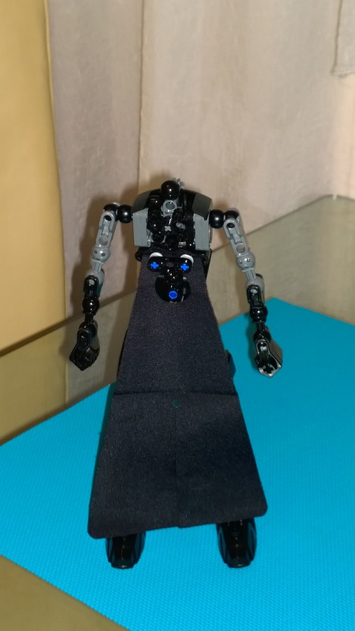 Kylo Ren építése