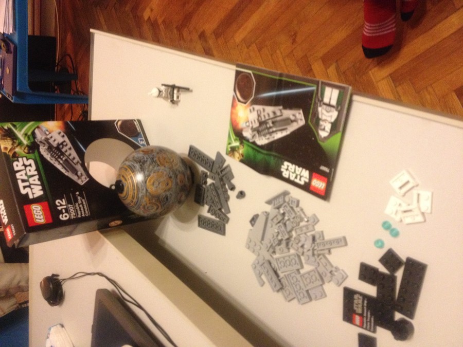 3S/2 Coruscant bolygó építése