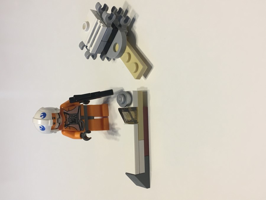2S/1 Yavin 4 bolygó építése