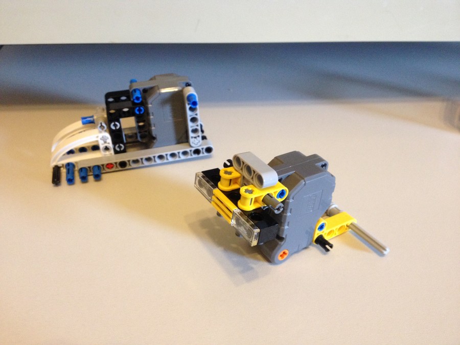 42033+42034 Csúcstartó és Quad bike összeépítése