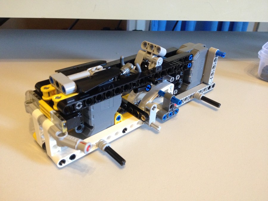 42033+42034 Csúcstartó és Quad bike összeépítése