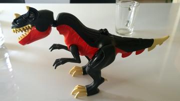 Red T-Rex építése