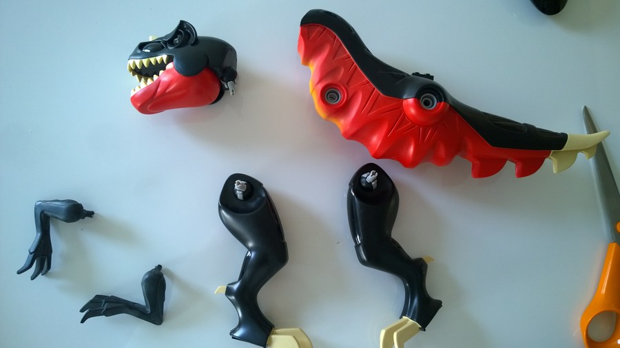 Red T-Rex építése