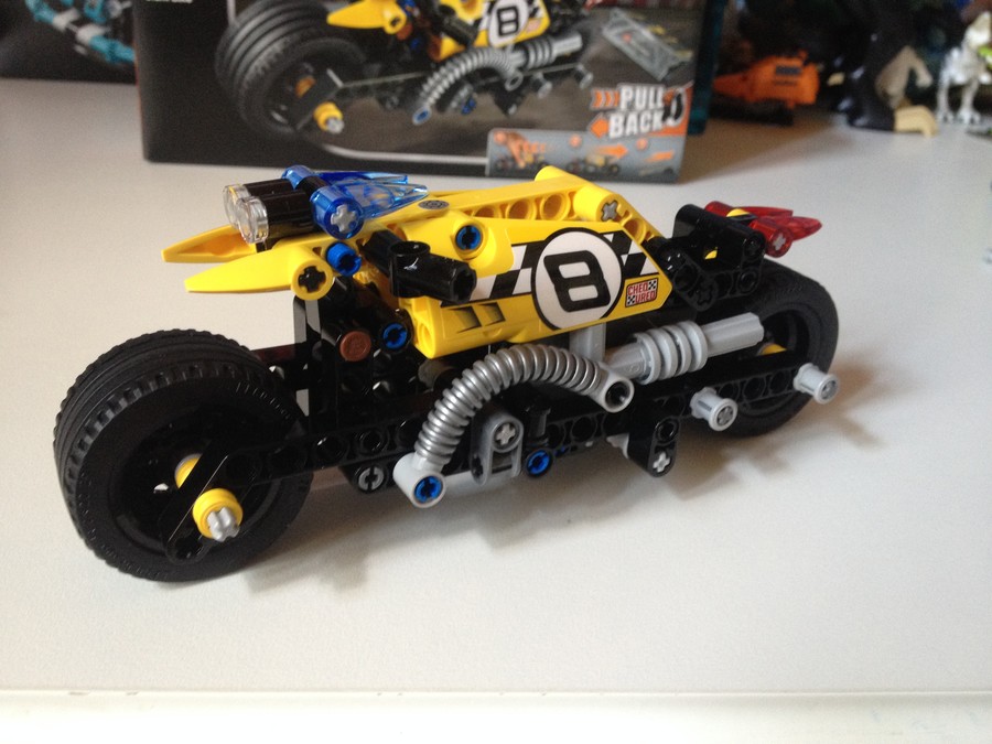 42058 Kaszkadőr motor építése