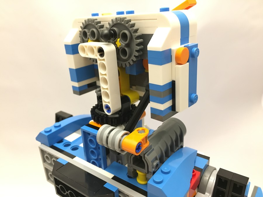 17101 Lego BOOST Vernie robotkánk