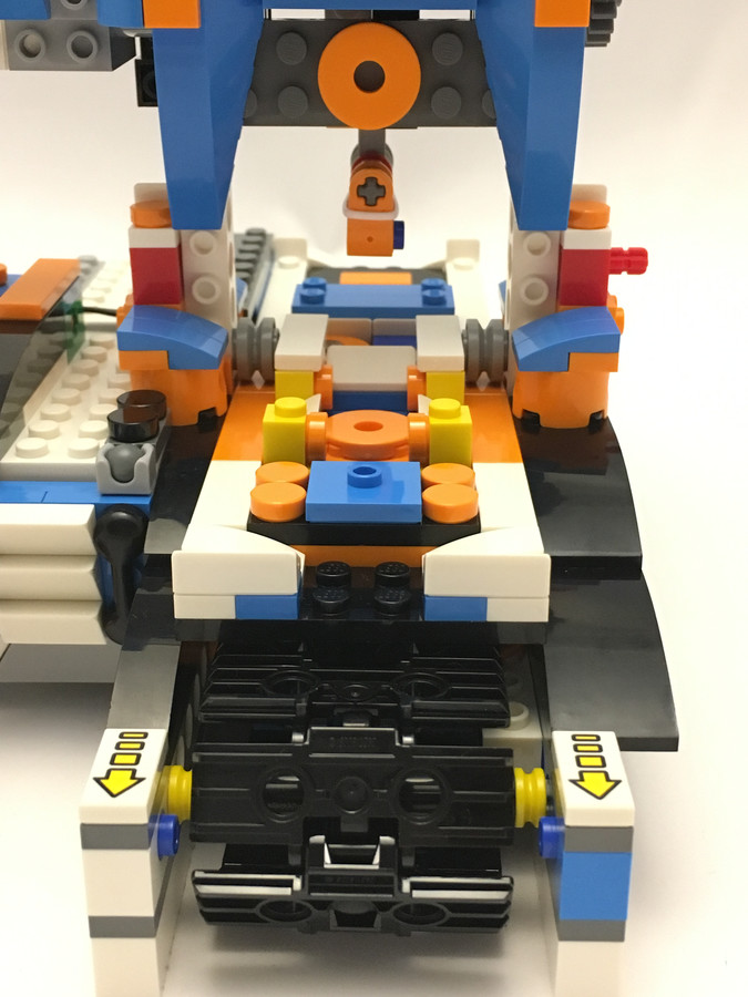 17101 Lego Boost Automata építőnk (Muki gyártó sor)