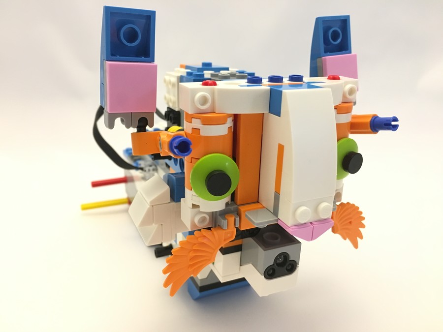 17101 Lego Boost Frankie a macskusz