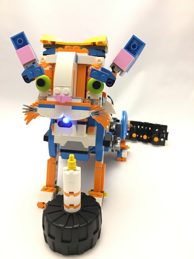 17101 Lego Boost Frankie a macskusz