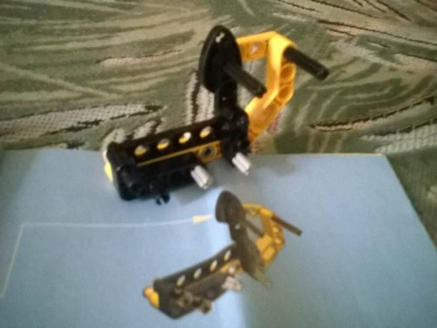 Lego Technic Bobcat