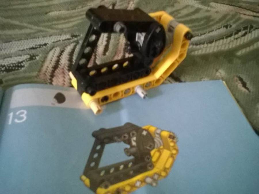 Lego Technic Bobcat