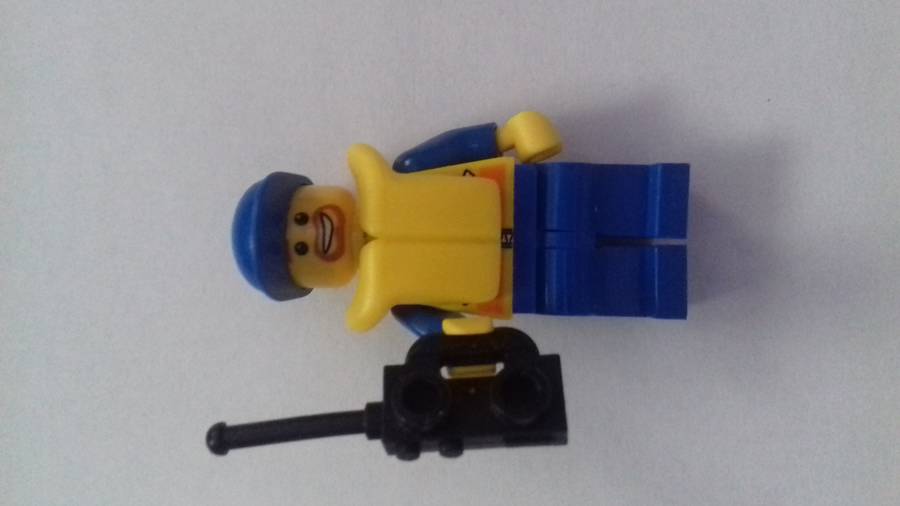 Vízimentő minifigura II.
