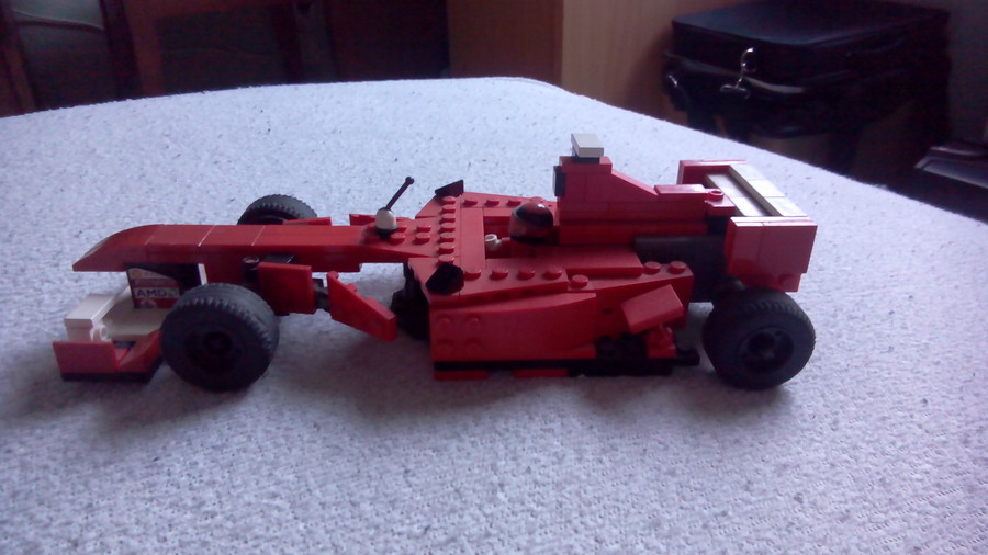 F1 versenyautó