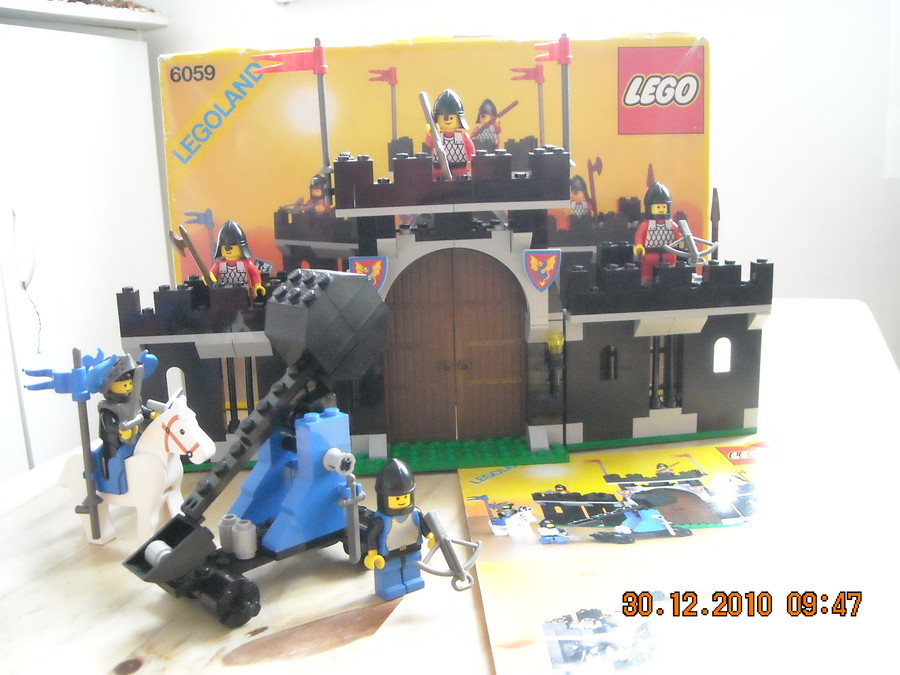 LEGO Castle 6059 Knight’s Stronghold 1990