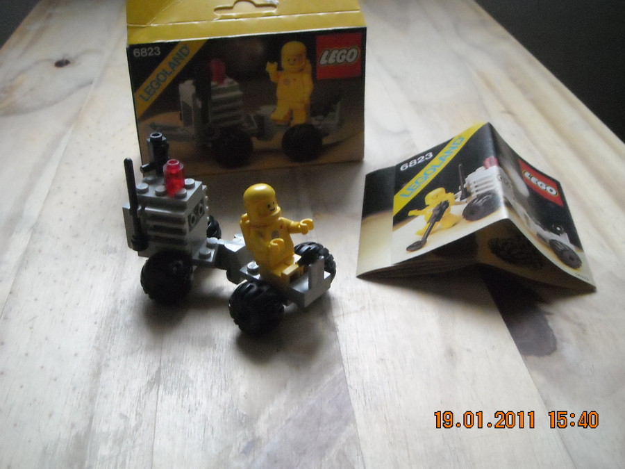 LEGO Space 6823 Surface Transport 1983