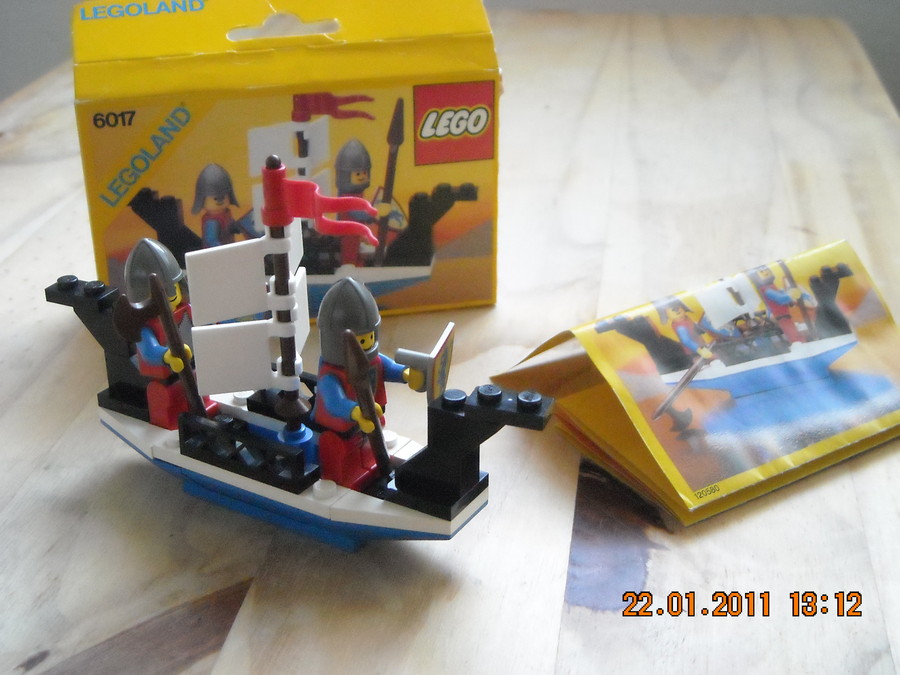 LEGO Castle 6017 King’s Oarsmen 1987