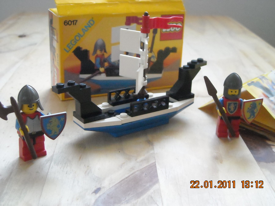 LEGO Castle 6017 King’s Oarsmen 1987