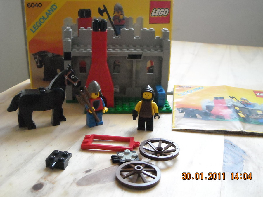 LEGO Castle  6040 Blacksmith Shop   1984