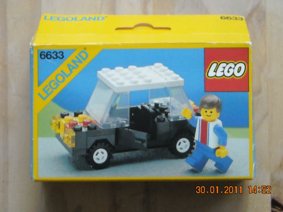 LEGO  City 6633 Family Car  1985