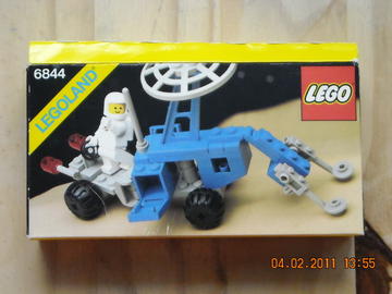 LEGO  Space 6844 Seismologic Vehicle (Sismobile)  1983