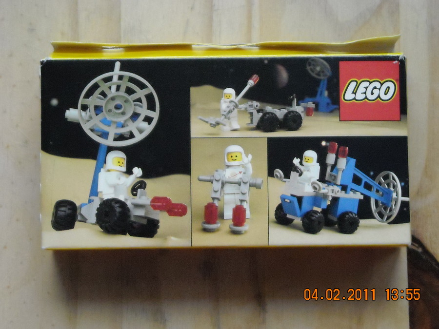 LEGO  Space 6844 Seismologic Vehicle (Sismobile)  1983