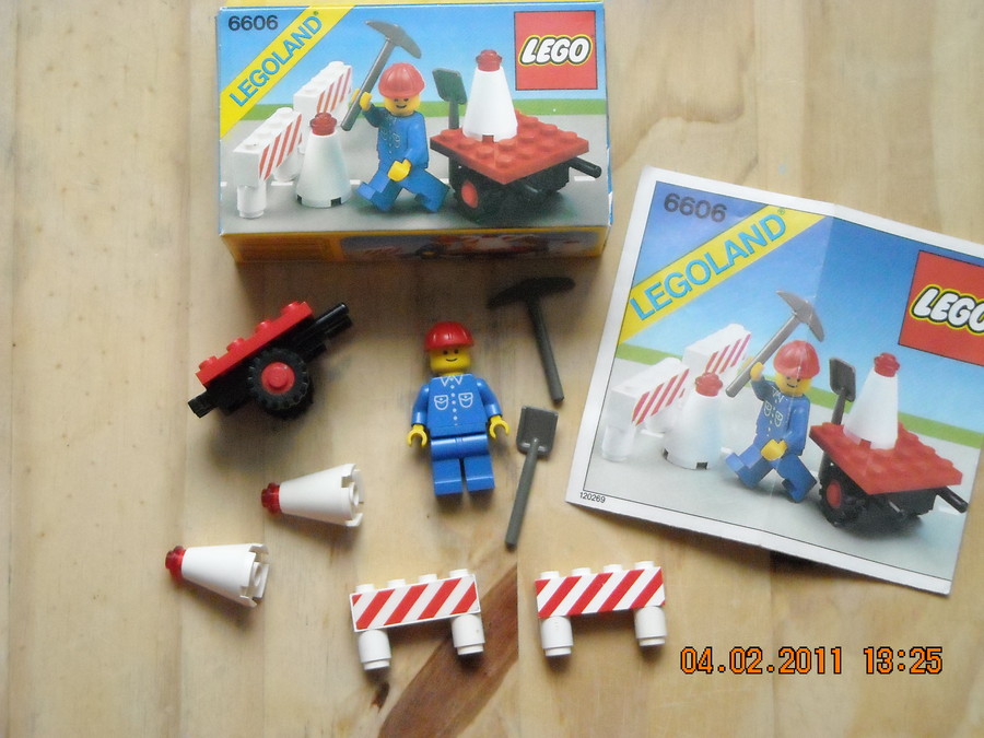 LEGO  City  6606  Road Repair  1983