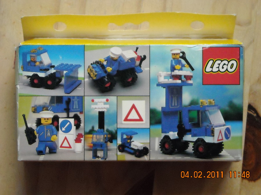 LEGO  City  6653  Highway Emergency Van  1982