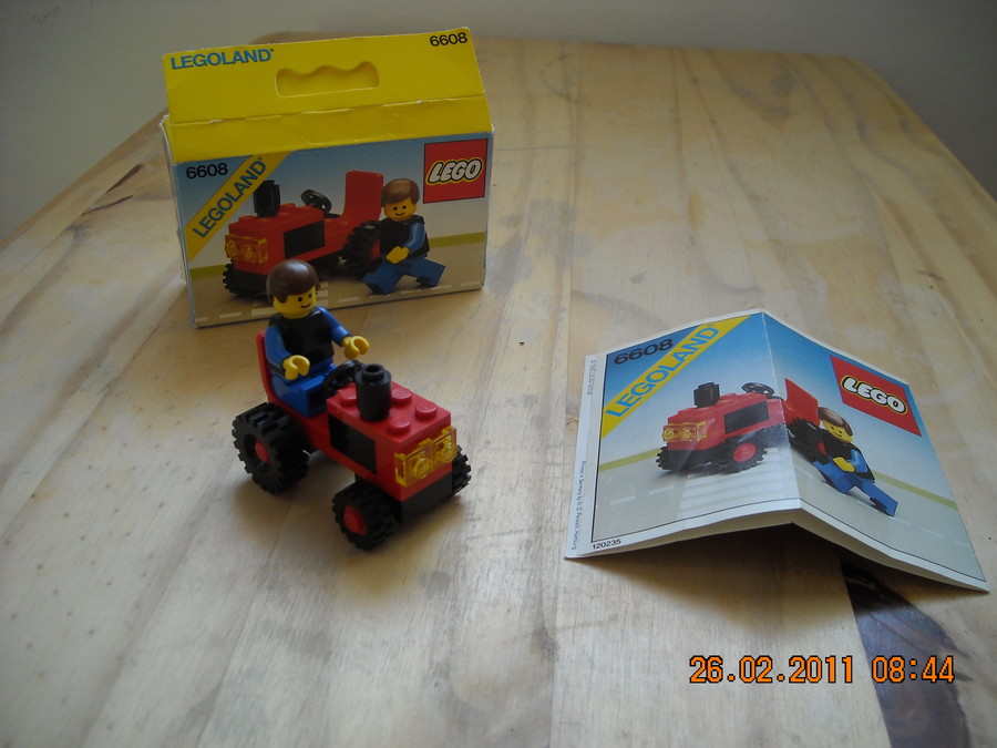 LEGO  City  6608 Tractor  1982