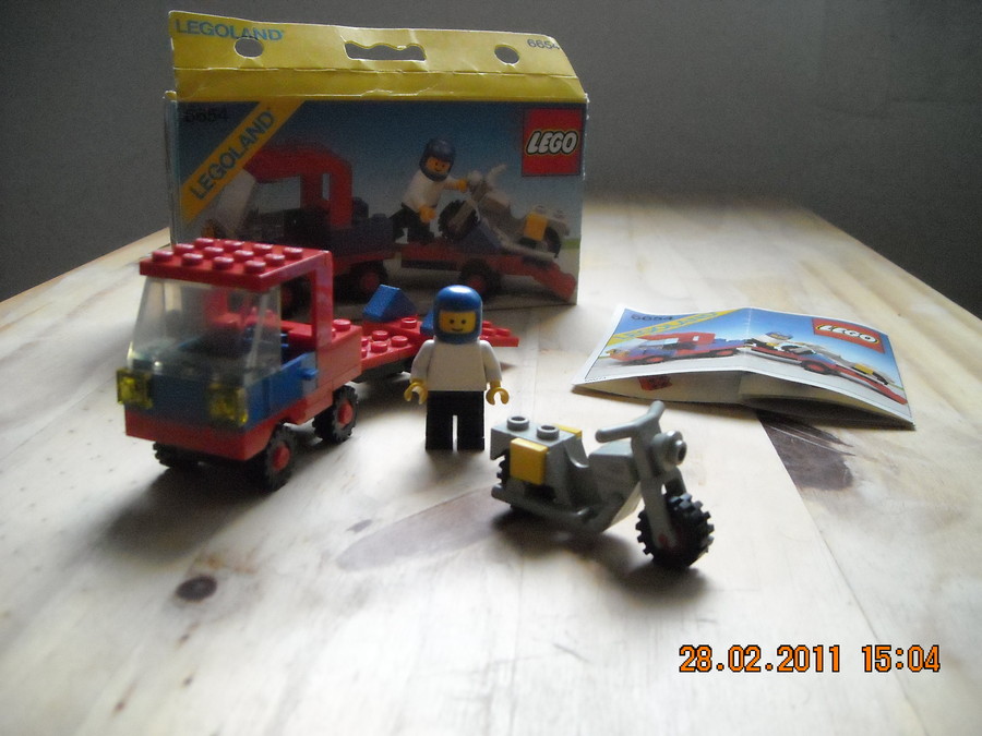 LEGO City 6654 Motorcycle Transport 1983