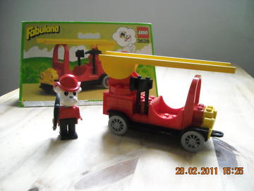 LEGO Fabuland  3638 Buster Bulldog's Fire Engine  1983