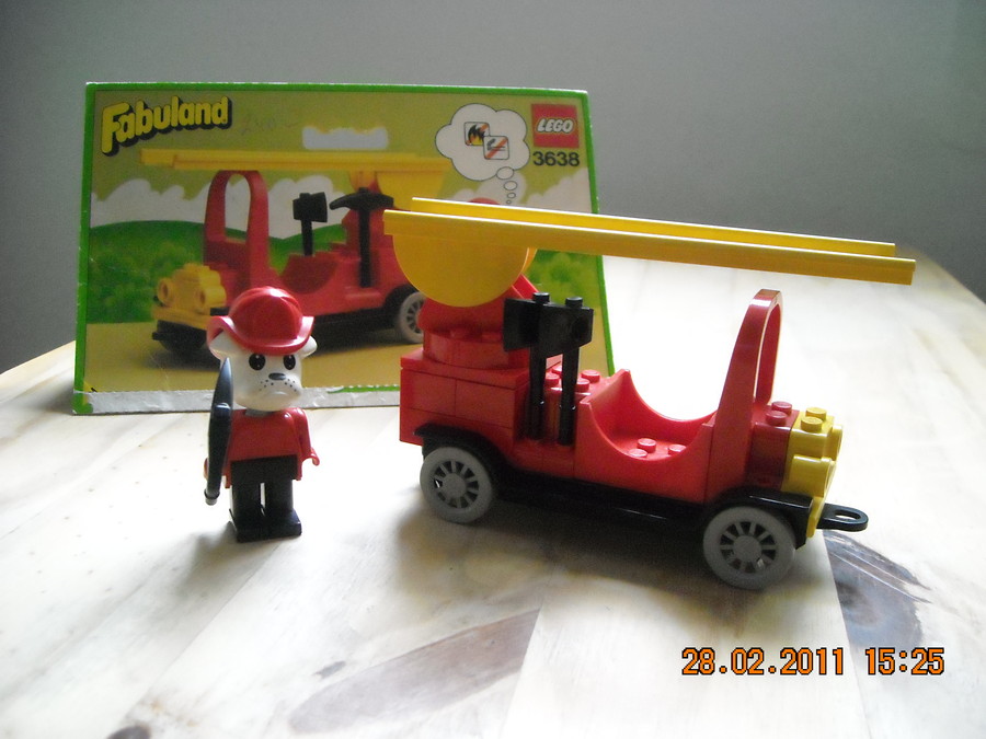 LEGO Fabuland  3638 Buster Bulldog's Fire Engine  1983