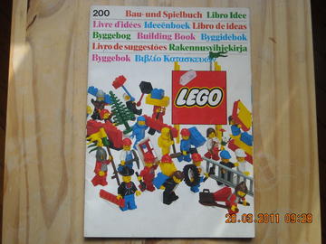 LEGO  Idea Book  200  1985