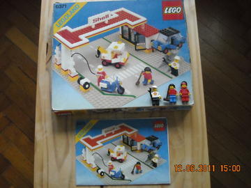 LEGO  City  6371 Service Station (Shell)   1983