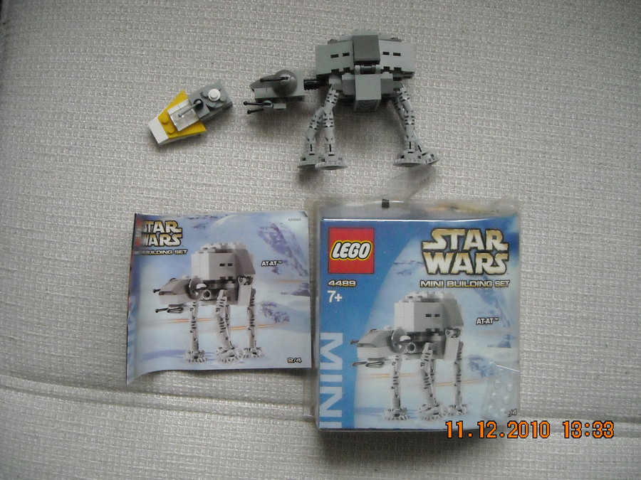 Lego 4489 Star Wars Mini-AT-AT 2003