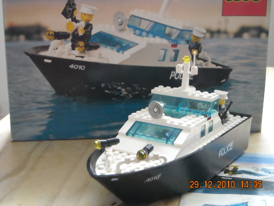 LEGO City 4010 Police Rescue Boat 1987