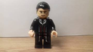 Percival Graves - Grindelwald minifigura