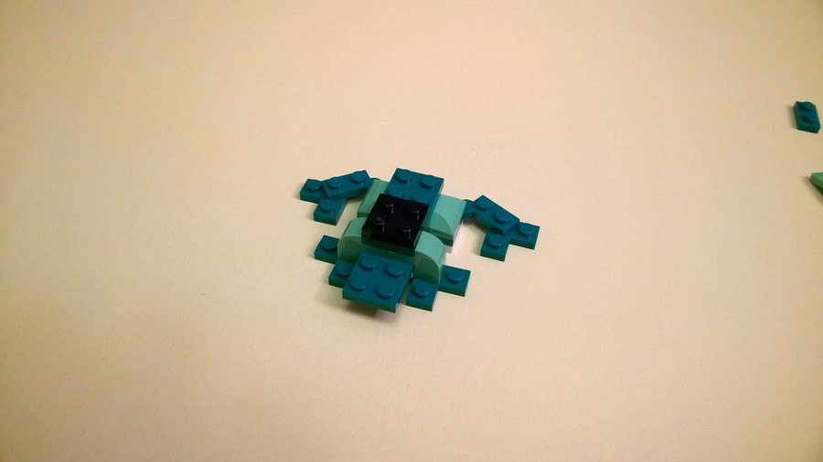 31031