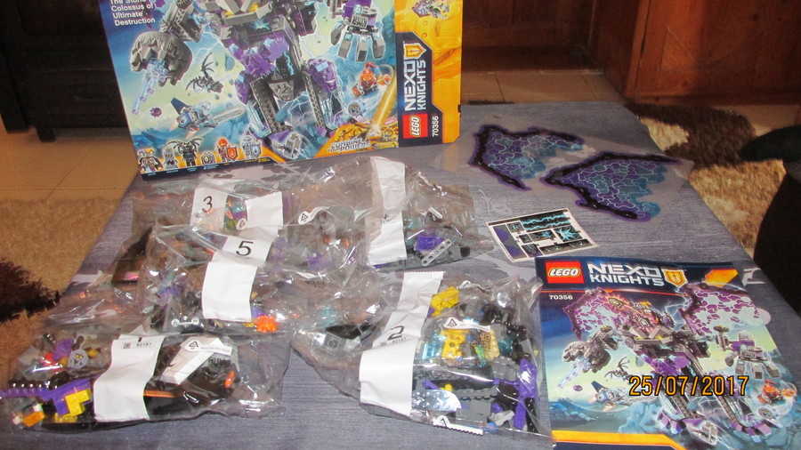 LEGO® Nexo Knights A teljes rombolás kőkolosszusa