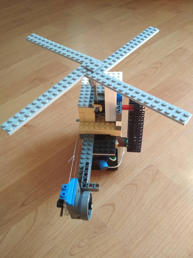 Motorizált helikopter