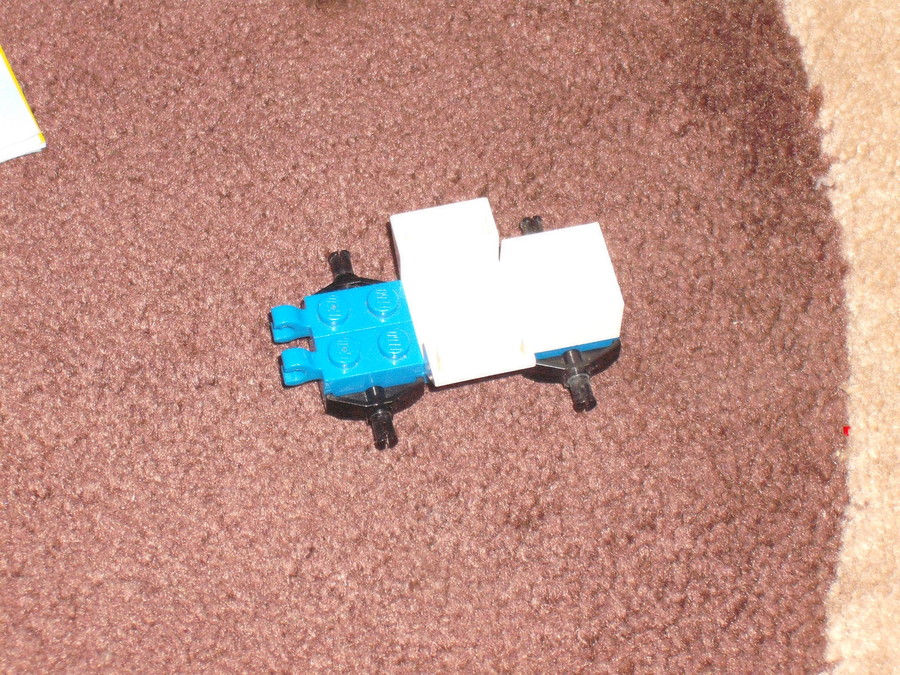 Legozunk és védünk