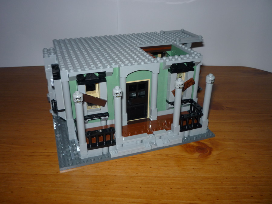 10228 Haunted House