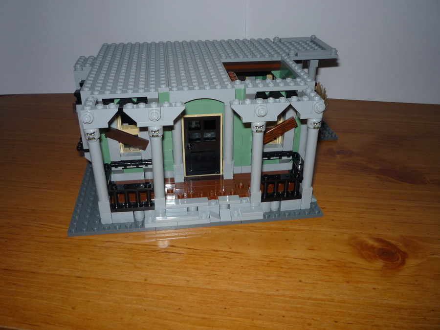 10228 Haunted House