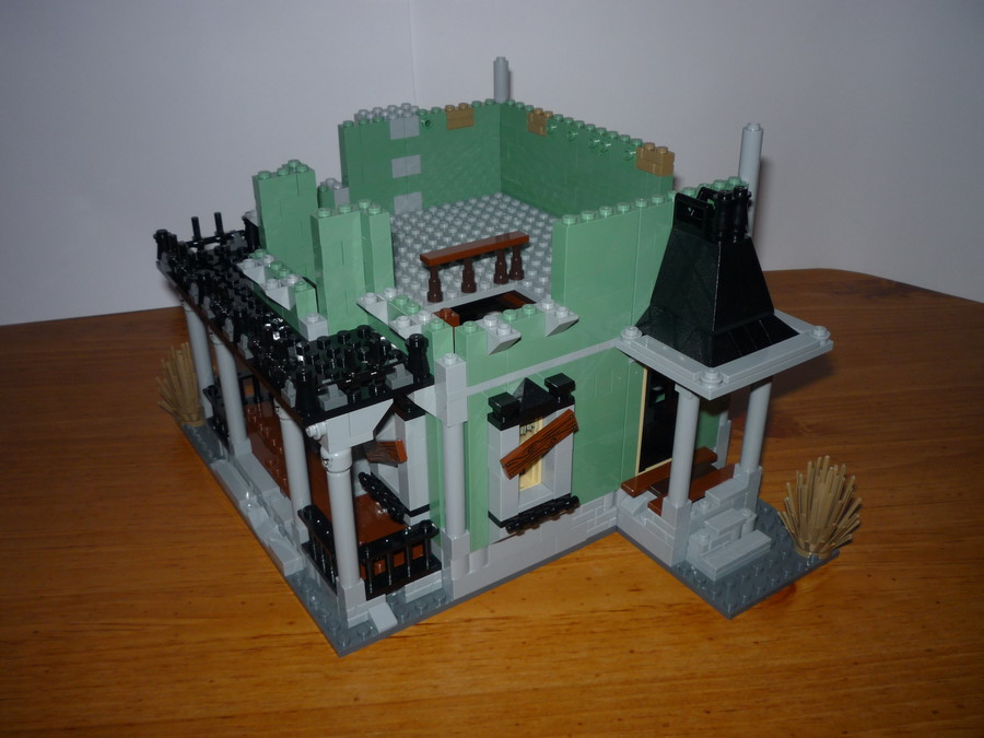 10228 Haunted House
