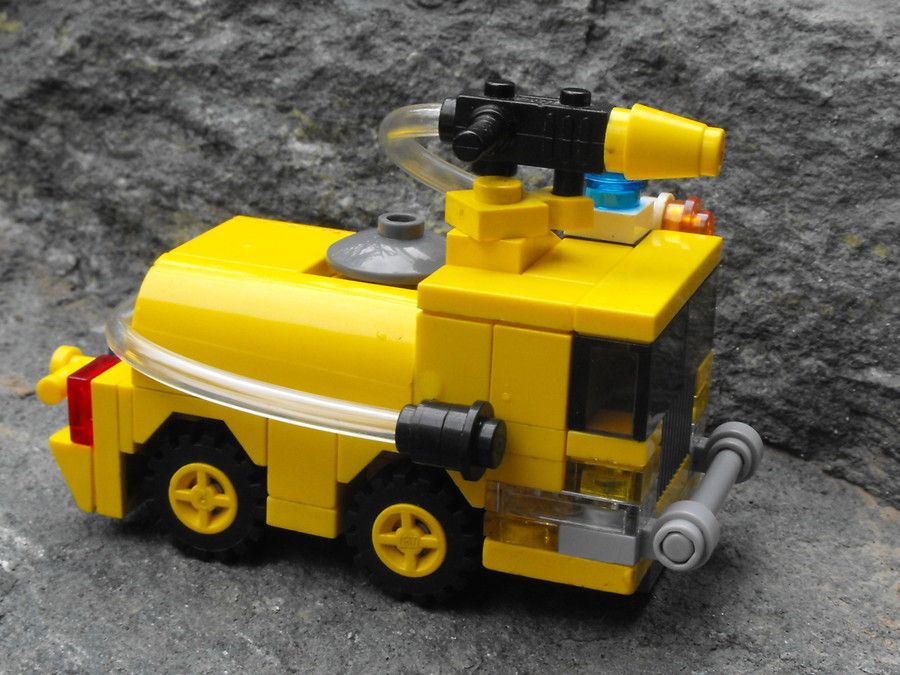 Micro repülőtéri tűzoltóautó 
