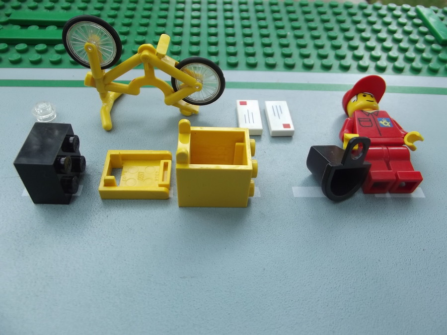 Lego MailCarrier