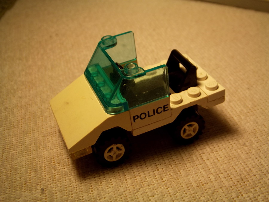 Police Car (1610)